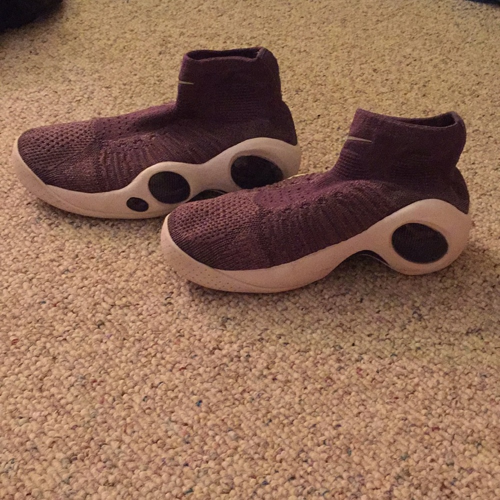 Nike youth sneakers running shoes